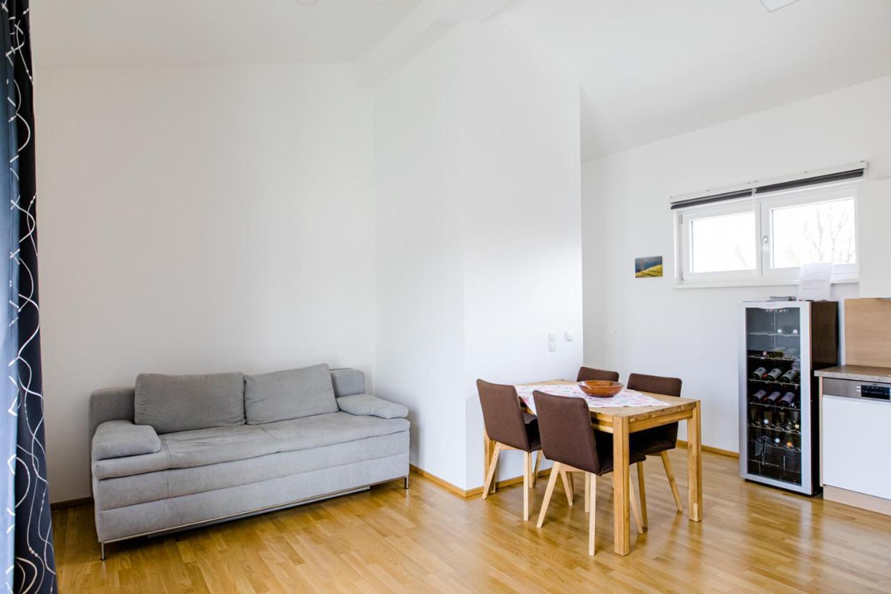 Ferienwohnung Modi Gamlitz Bagian luar foto